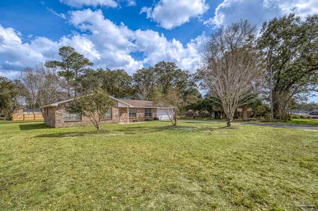 9520 Plainfield Ave, Pensacola, FL 32514