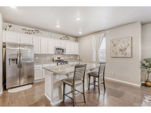 2211 Shadow Rider Cir, Castle Rock, CO 80104