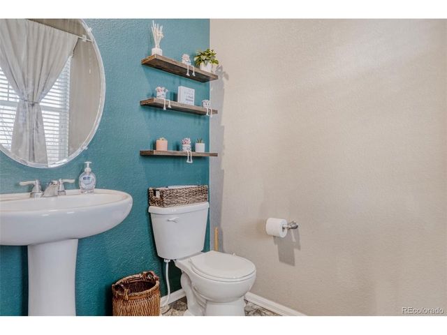 2211 Shadow Rider Cir, Castle Rock, CO 80104