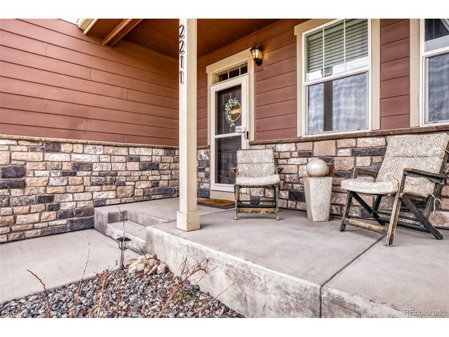 2211 Shadow Rider Cir, Castle Rock, CO 80104