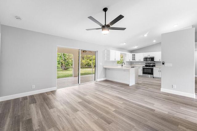 12229 61st Lane N, West Palm Beach, FL 33412