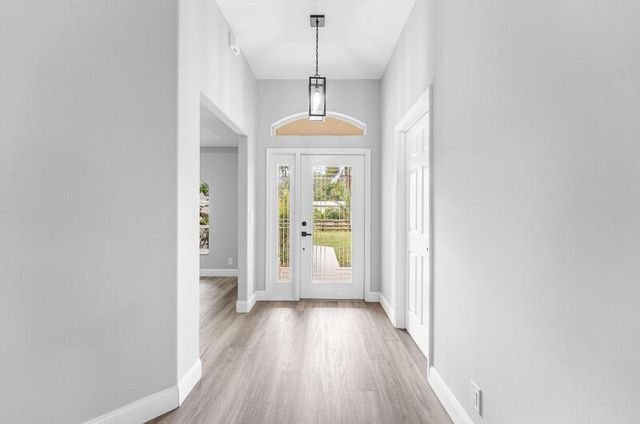 12229 61st Lane N, West Palm Beach, FL 33412