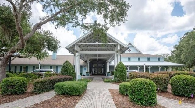 115 Heron Point Way, Deland, FL 32724