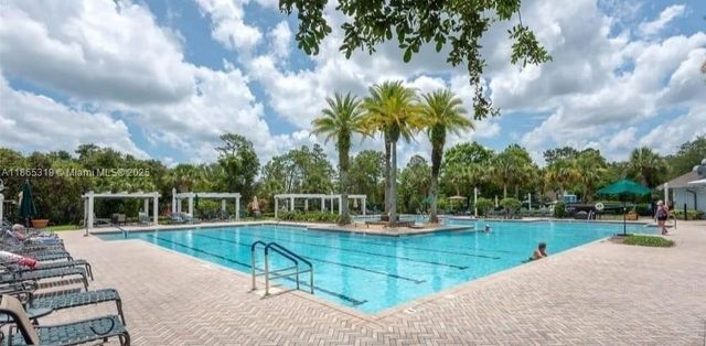 115 Heron Point Way, Deland, FL 32724