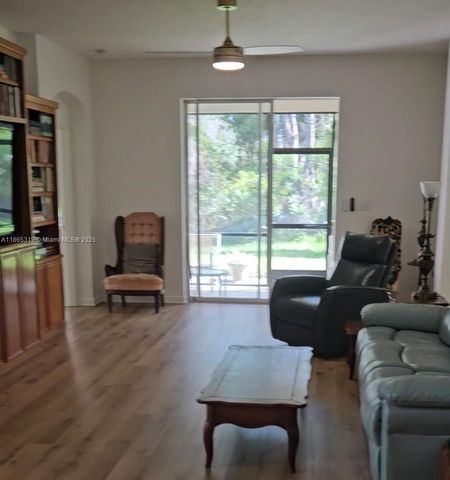 115 Heron Point Way, Deland, FL 32724