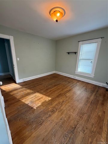 184 Highland Avenue, Middletown, NY 10940