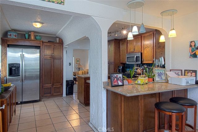 2094 Orange Avenue, Costa Mesa, CA 92627