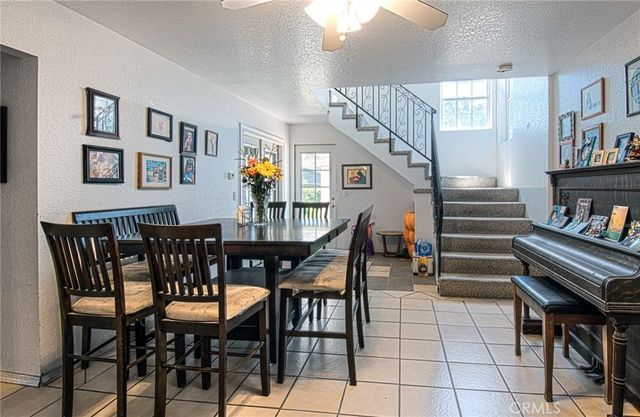 2094 Orange Avenue, Costa Mesa, CA 92627
