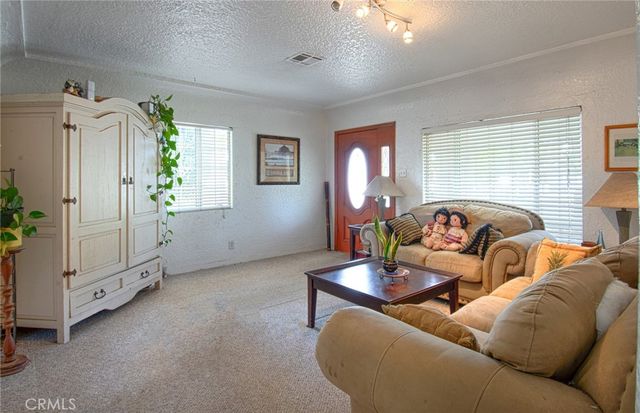 2094 Orange Avenue, Costa Mesa, CA 92627