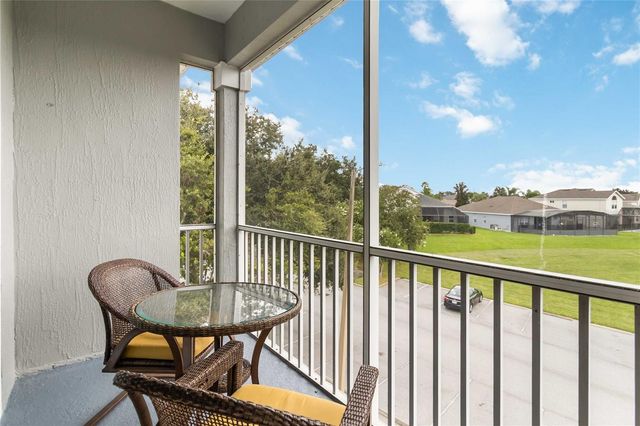 8105 COCONUT PALM WAY 303, Kissimmee, FL 34747