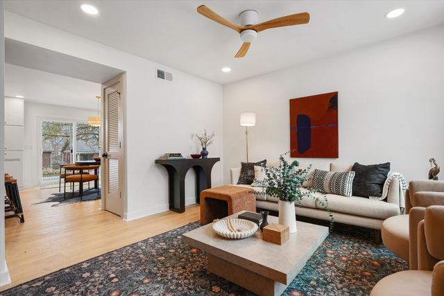 2129 Acklen Ave Apt 13, Nashville, TN 37212