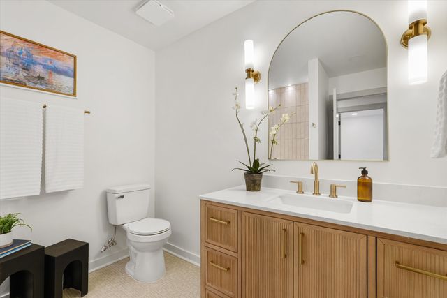 2129 Acklen Ave Apt 13, Nashville, TN 37212