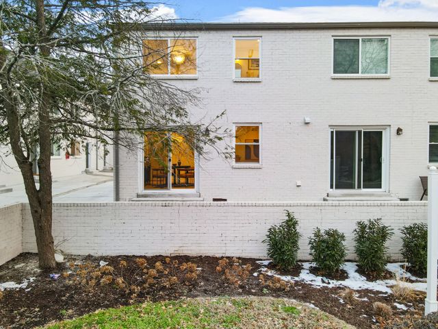 2129 Acklen Ave Apt 13, Nashville, TN 37212