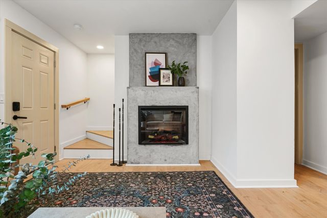 2129 Acklen Ave Apt 13, Nashville, TN 37212