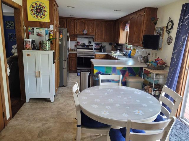 2854 BAYLITE DRIVE, Green Bay, WI 54313