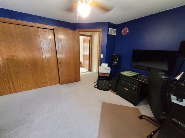 2854 BAYLITE DRIVE, Green Bay, WI 54313