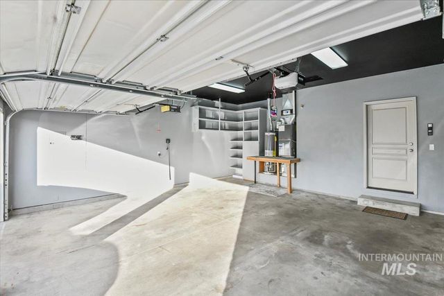 6960 E Greens Dr, Nampa, ID 83687