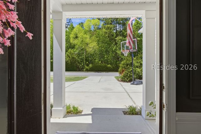 30 Windmill Ln, Bluffton, SC 29909