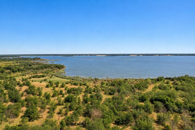 3337 SE County Road 1200, Streetman, TX 75859