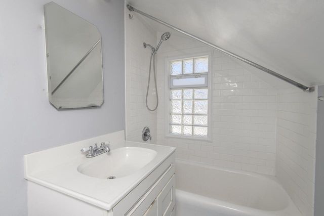 2928 N 75th STREET, Milwaukee, WI 53210