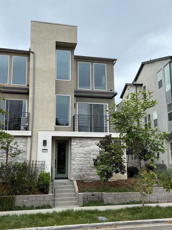 10509 Coupland Way, Mira Mesa, CA 92126