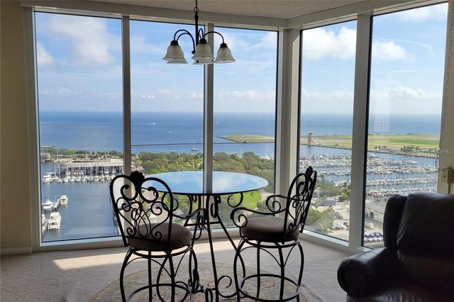 1 BEACH DRIVE SE 2003, St Petersburg, FL 33701