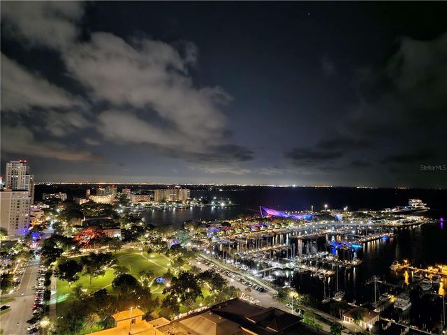 1 BEACH DRIVE SE 2003, St Petersburg, FL 33701