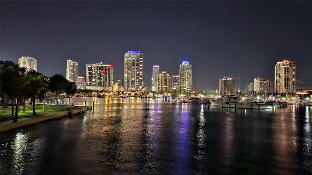 1 BEACH DRIVE SE 2003, St Petersburg, FL 33701