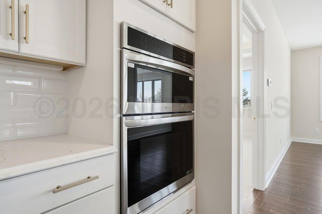 1631 Winterwood Court, Bowling Green, OH 43402