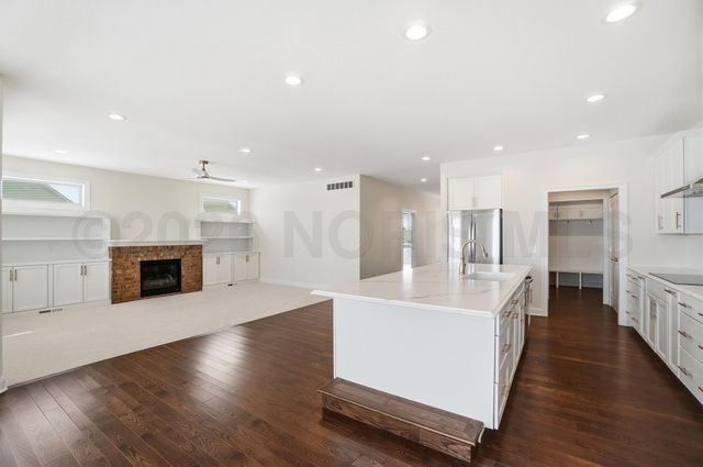 1631 Winterwood Court, Bowling Green, OH 43402