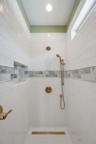 1631 Winterwood Court, Bowling Green, OH 43402