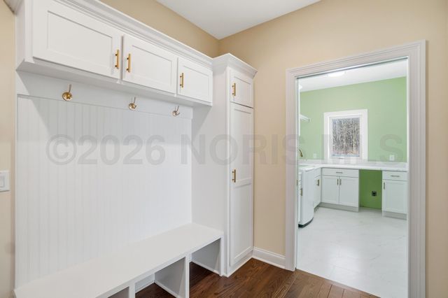 1631 Winterwood Court, Bowling Green, OH 43402