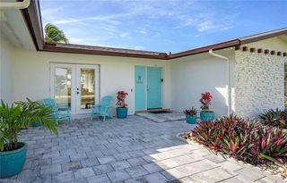 1432 Wellington CT, Cape Coral, FL 33904