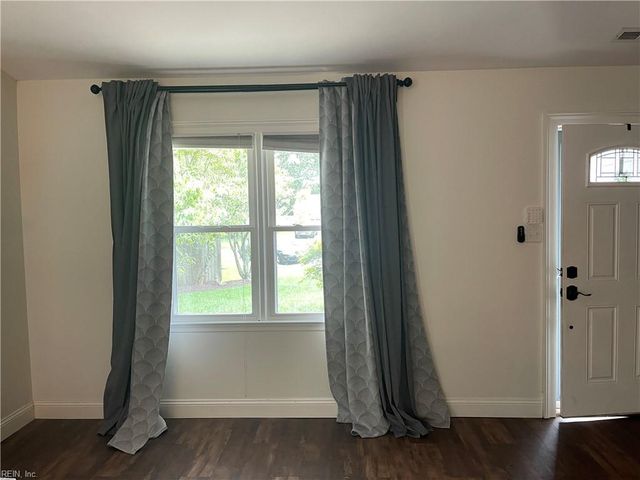 3648 Coleridge CT, Virginia Beach, VA 23462