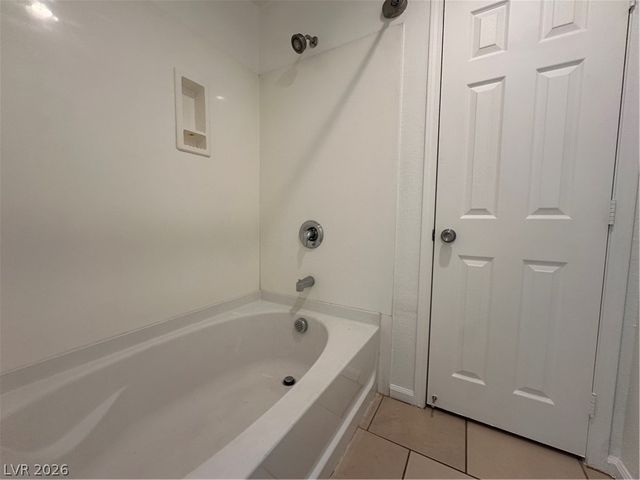 43 East Agate Avenue 201, Las Vegas, NV 89123