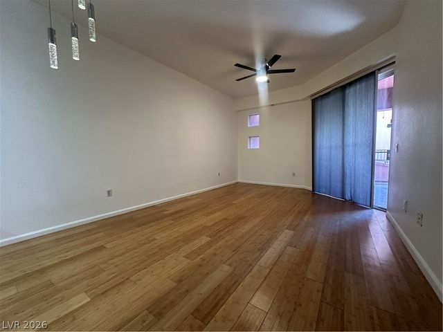 43 East Agate Avenue 201, Las Vegas, NV 89123