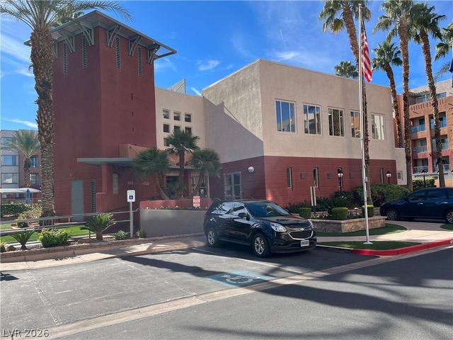 43 East Agate Avenue 201, Las Vegas, NV 89123