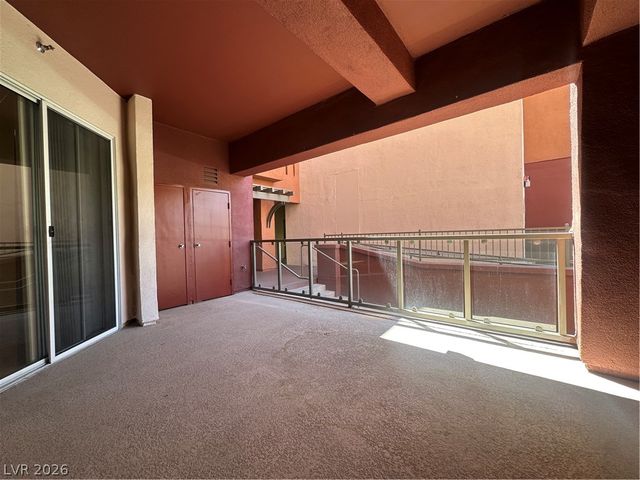 43 East Agate Avenue 201, Las Vegas, NV 89123