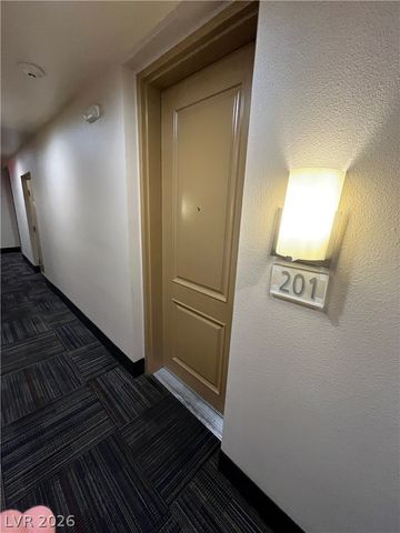 43 East Agate Avenue 201, Las Vegas, NV 89123