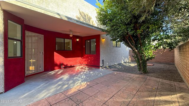 11 W Roma Drive, Tucson, AZ 85737