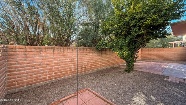 11 W Roma Drive, Tucson, AZ 85737