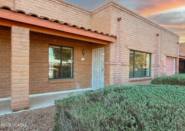 11 W Roma Drive, Tucson, AZ 85737