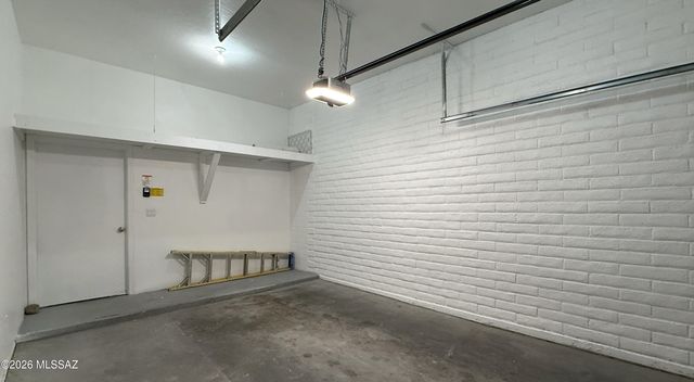 11 W Roma Drive, Tucson, AZ 85737