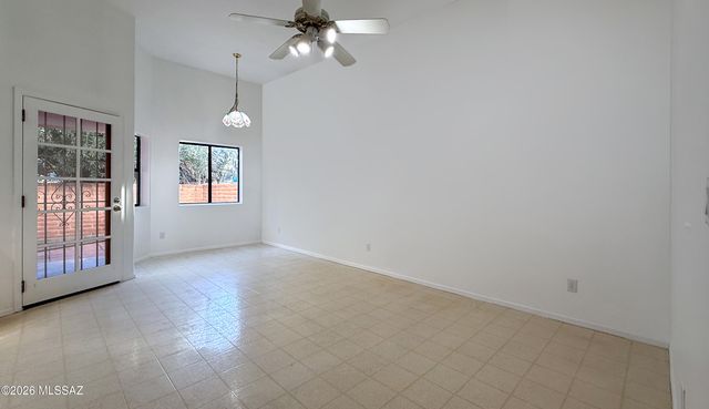 11 W Roma Drive, Tucson, AZ 85737