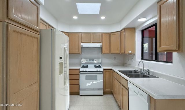 11 W Roma Drive, Tucson, AZ 85737