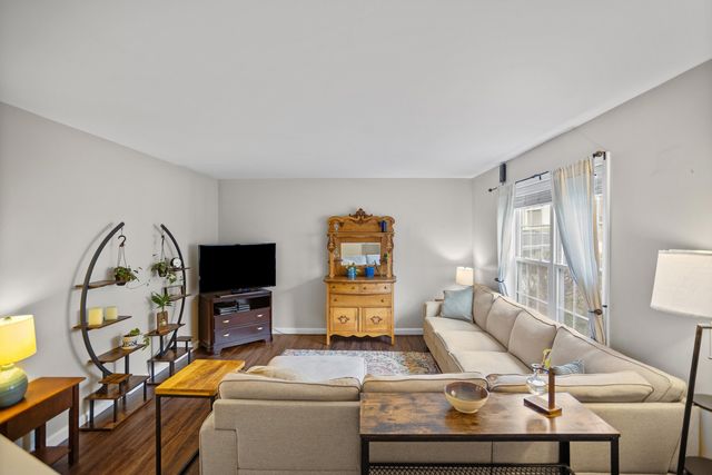2 Scottie Way, Amherst, NH 03031