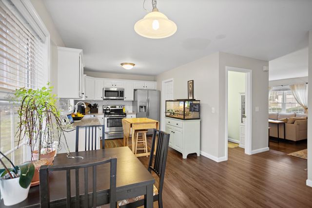 2 Scottie Way, Amherst, NH 03031