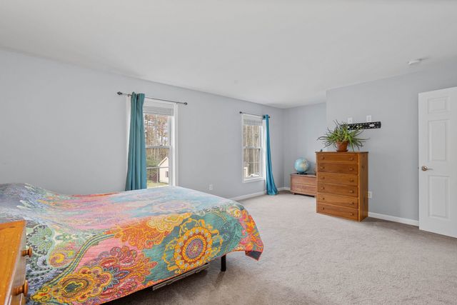2 Scottie Way, Amherst, NH 03031