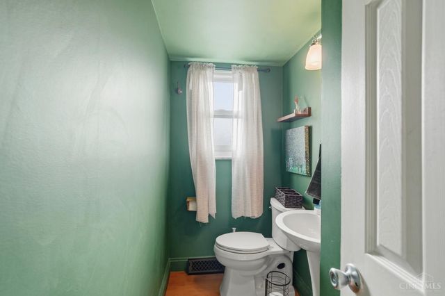 1719 Lindenhall Drive, Loveland, OH 45140