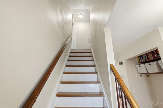 1719 Lindenhall Drive, Loveland, OH 45140